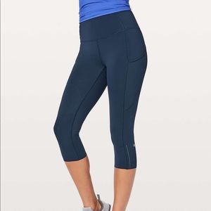 🦄 NWT Lululemon true navy fast and free tight 8